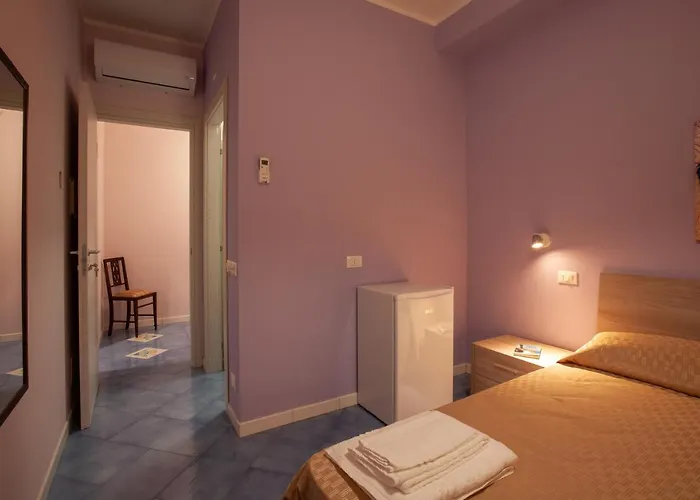 Da Noemi Bed & Breakfast 3*